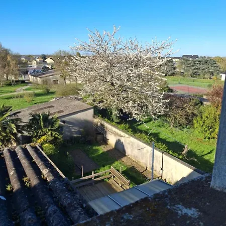 Dans Village Tranquille Saint-Laurent-de-la-Plaine